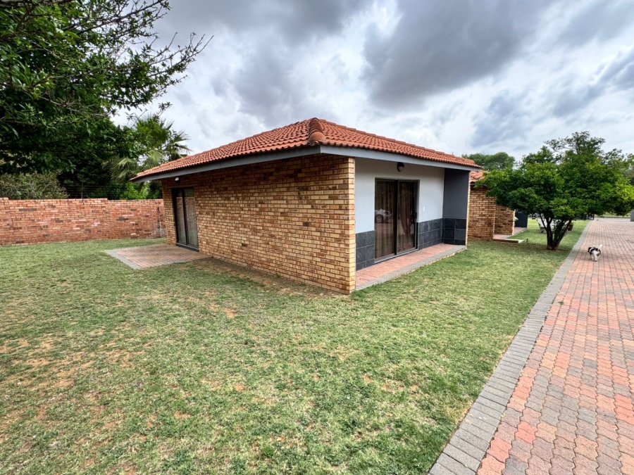 6 Bedroom Property for Sale in Orkney North West